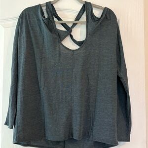 NWT Chaser 80% Cotton Off Shoulder Long Sleeve Size Medium